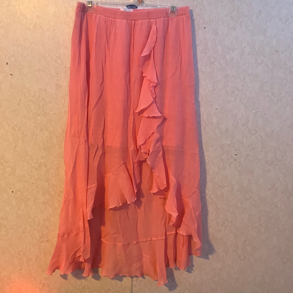 Peach/salmon colored ruffled skirt